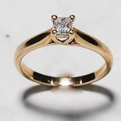 9ct Yellow Gold Princess Cut Solitaire Diamond Ring
